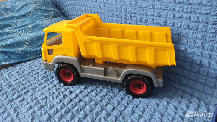 Большой грузовик игрушка