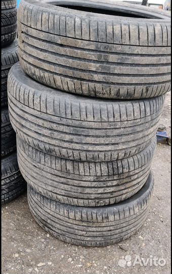 Michelin Pilot Sport 4 SUV 285/40 R21