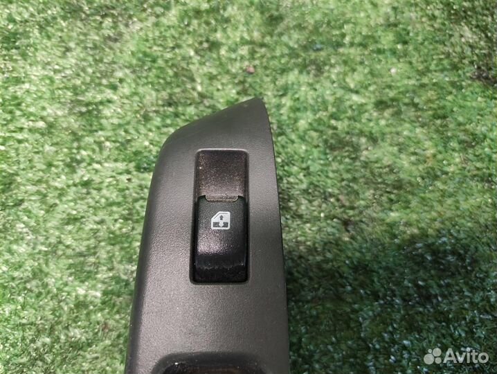 Кнопка стеклоподъемника Chevrolet Spark (M300) 20