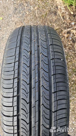 Roadstone Classe Premiere 215/60 R17 96H