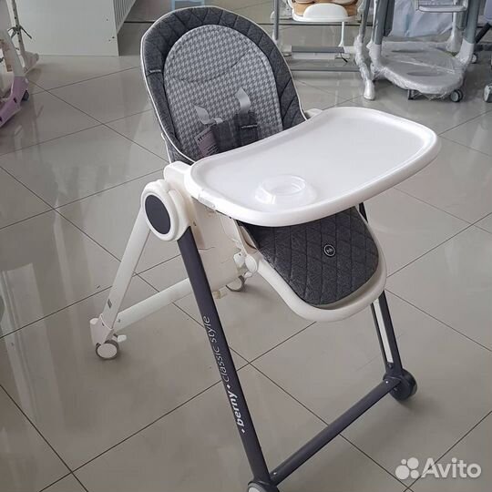 Новый стульчик для кормления детей