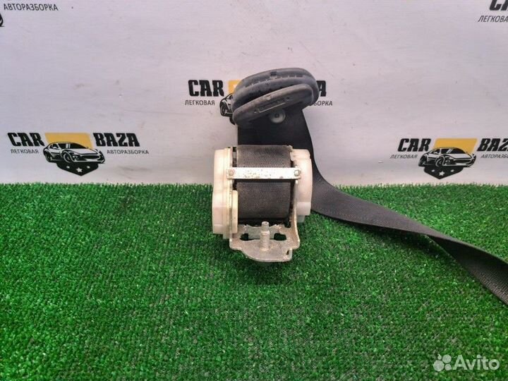 Ремень безопасности передний R