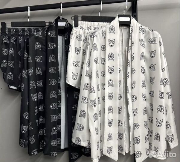 Костюм женский кимоно