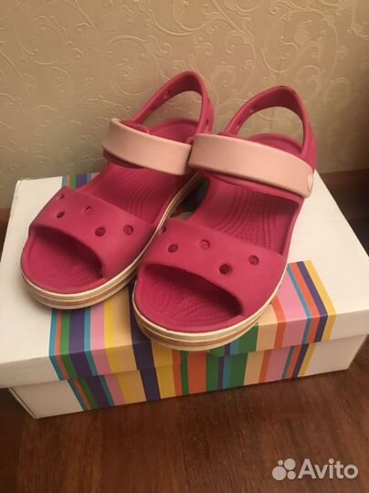 Сандалии Crocs j1