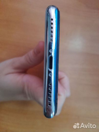 iPhone X, 64 ГБ