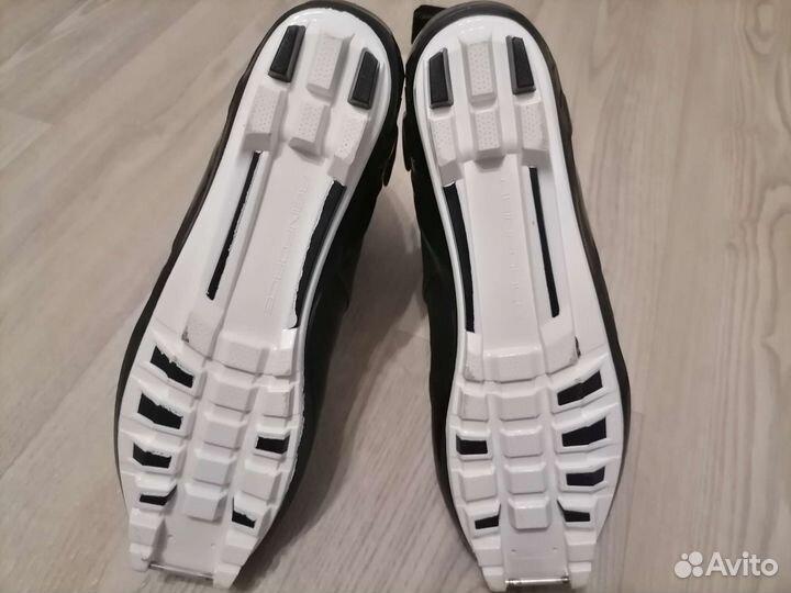 Коньковые лыжные ботинки spine concept skate 298