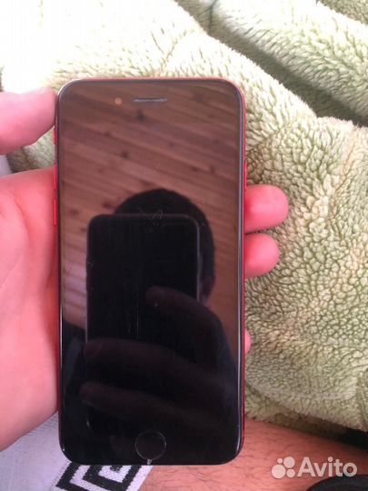 iPhone SE (2020), 64 ГБ