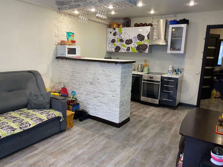 1-к. квартира, 43 м², 1/10 эт.