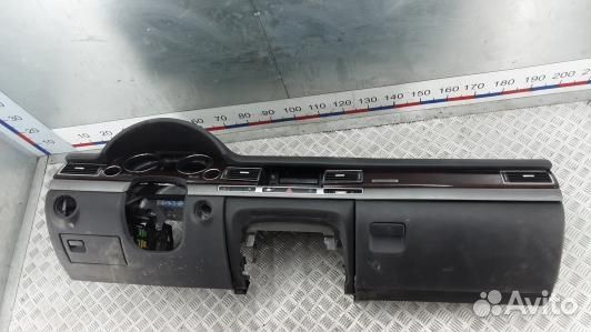 Панель приборов (торпедо) audi A8 D3 (GSE09IS01)