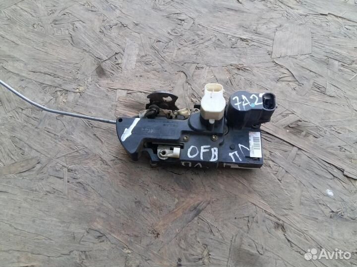 Замок двери передней левой Opel Frontera B 1998-2