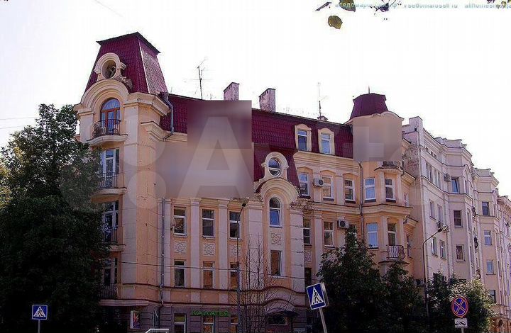 3-к. квартира, 90 м², 4/4 эт.