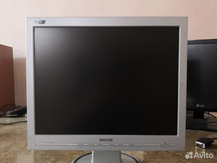 Монитор Philips