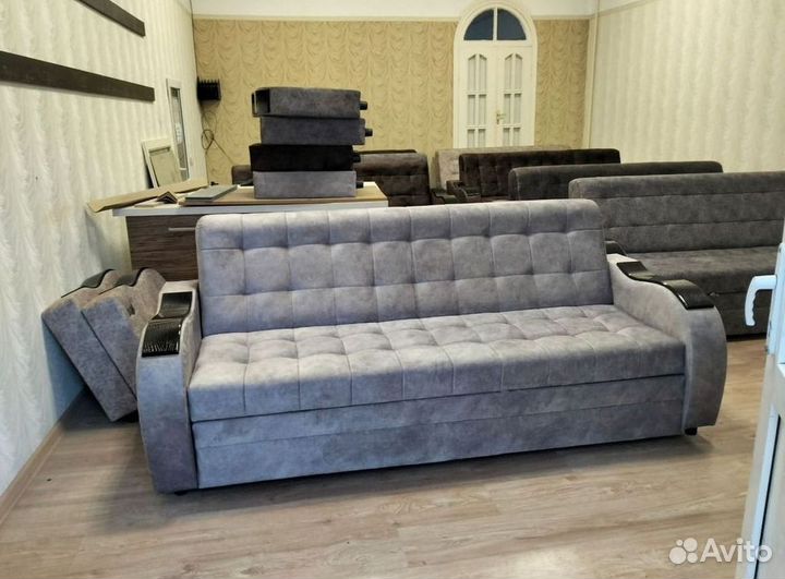 Прямой диван на заказ