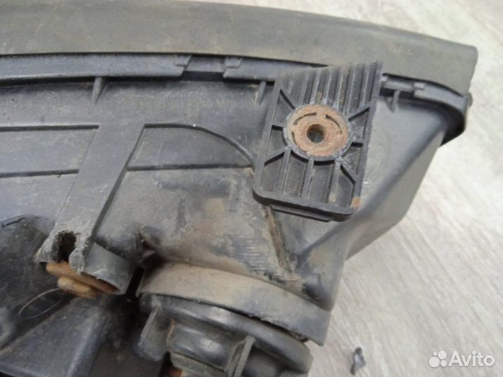 Фара передняя левая Hyundai Elantra XD G4GC 2004