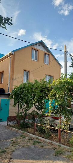 Комната 10 м² в > 9-к., 1/3 эт.