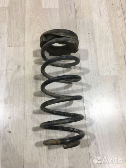 Пружина задняя Kia RIO 3