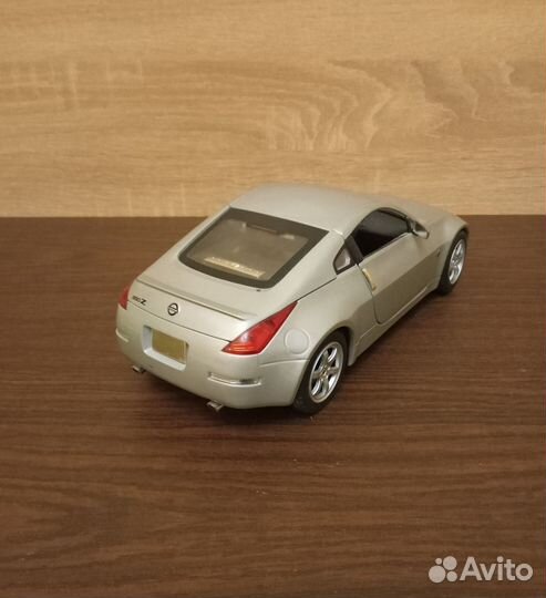 1/18 Nissan 350z