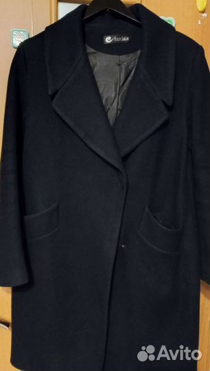 Женское пальто на осень темно-синее 48-50размер