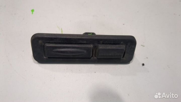 Кнопка багажника Alfa Romeo Giulia 2015, 2018