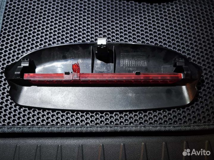 Стоп сигнал Skoda fabia 2 Фабия