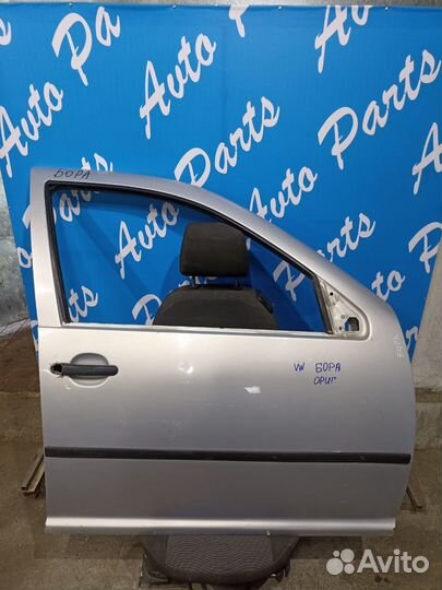 Фольксваген Бора Гольф 4 дверь передняя правая