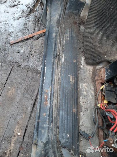 Накладка на порог салона Mercedes-Benz Vito W638