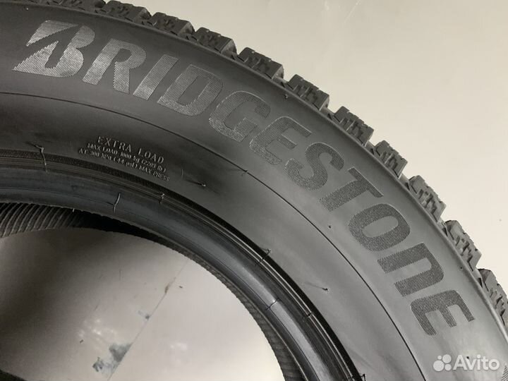 Bridgestone Ice Cruiser 7000S 235/65 R17 108T