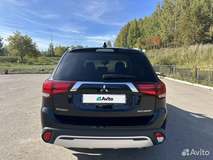 Mitsubishi Outlander 2.0 CVT, 2019, 33 500 км
