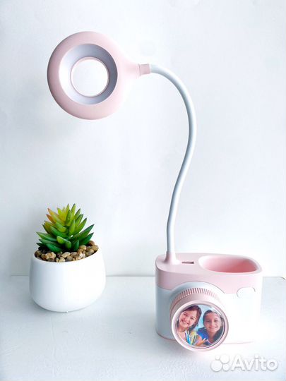 Лампа настольная с органайзером