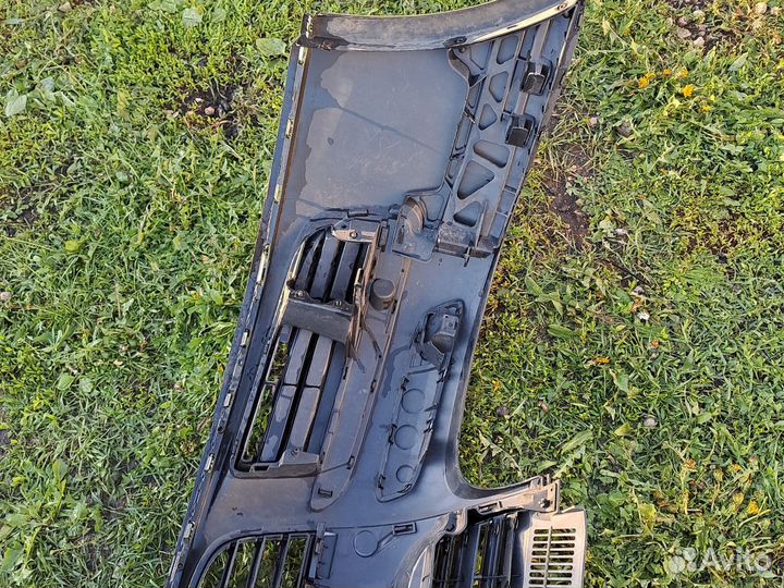 Бампер передний Volkswagen Jetta 5 хром пакет