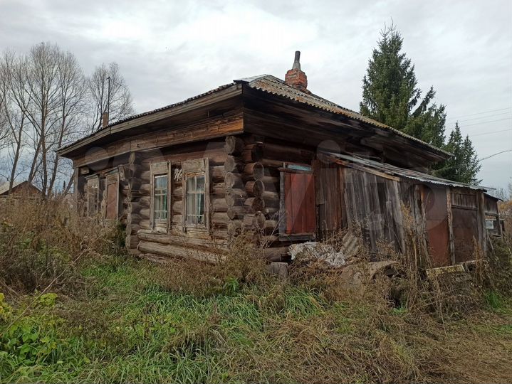 Дом 31,5 м² на участке 50 сот.