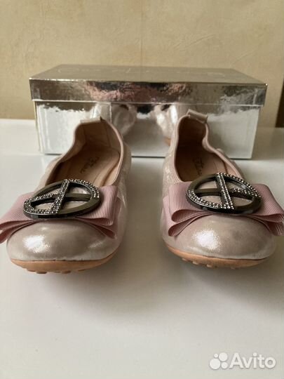 Стильные балетки кожа 39 размер Италия