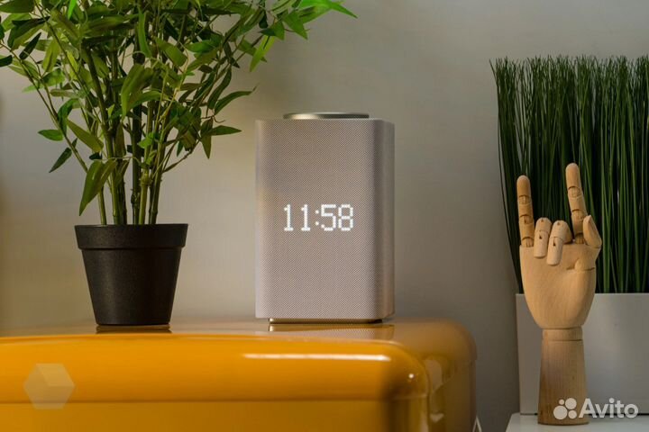 Яндекс станция Макс с Алисой