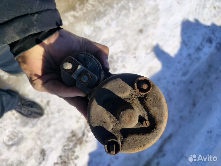 Стартер Audi 100 c3