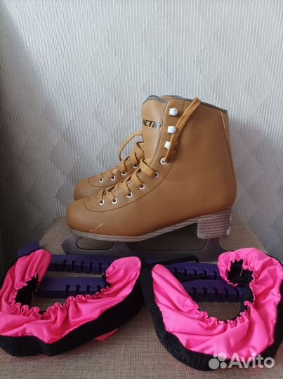 Коньки фигурные