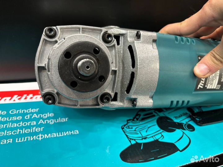 Болгарка Makita GA9020 ушм