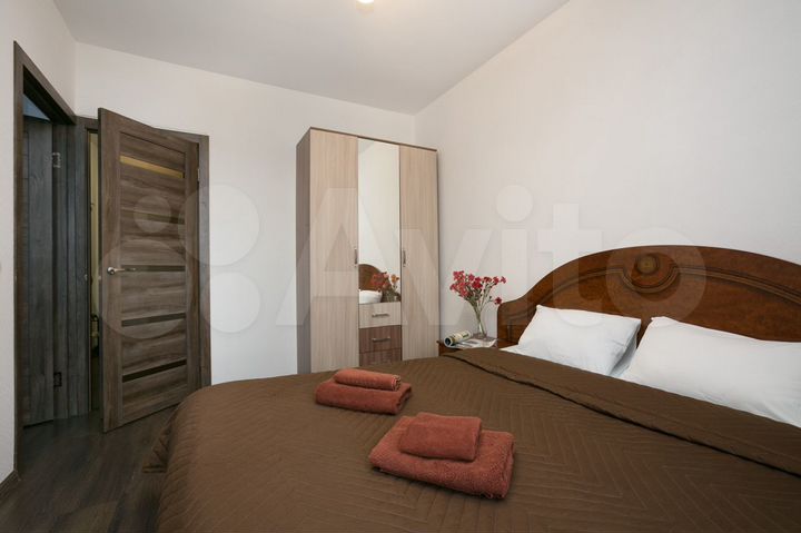 2-к. квартира, 50 м², 9/33 эт.