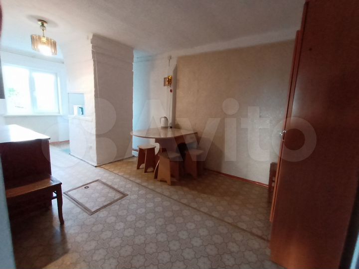 2-к. квартира, 57 м², 1/2 эт.