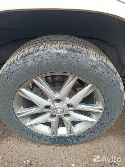 Bridgestone Dueler H/P Sport 285/50 R20