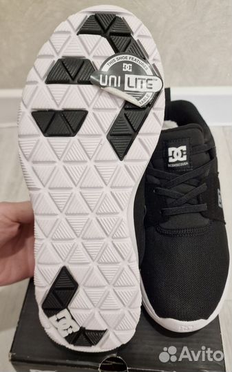 Кроссовки легкие Dc Shoes 25.5 см