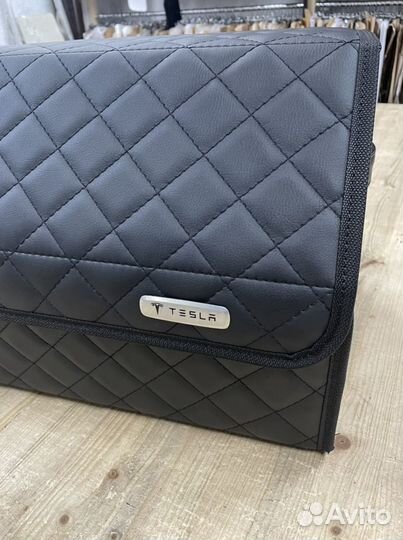 Органайзер в багажник Tesla