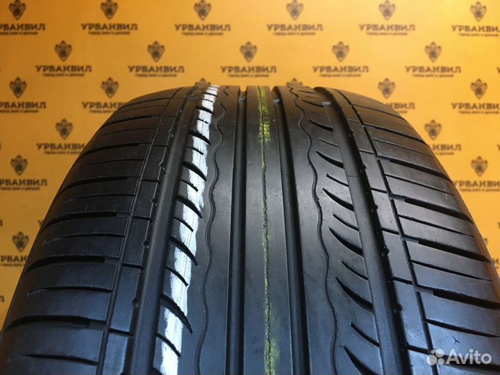 Kumho Solus KH17 215/55 R17 94V