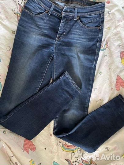 Джинсы женские
