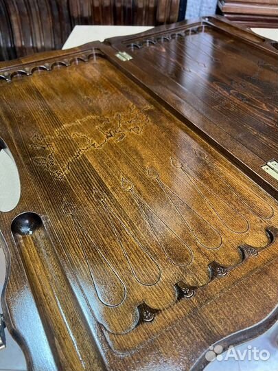 Нарды с гербом из дерева