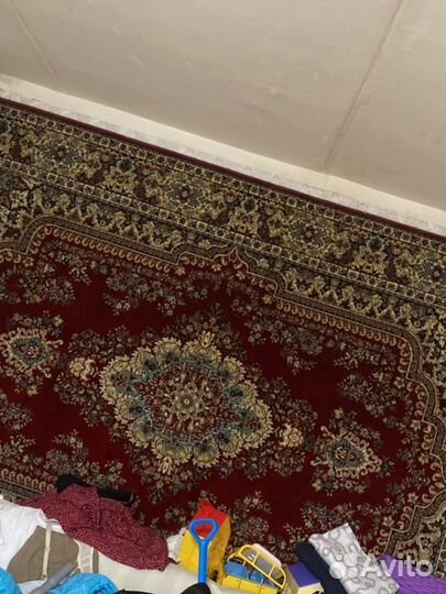 Ковер 2 на 3 новый