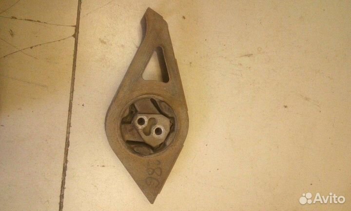 Опора двигателя правая LADA Kalina