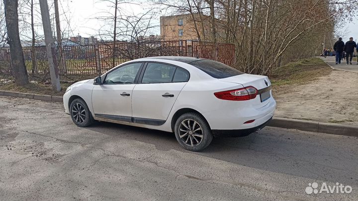 Renault Fluence 2.0 CVT, 2014, битый, 120 000 км