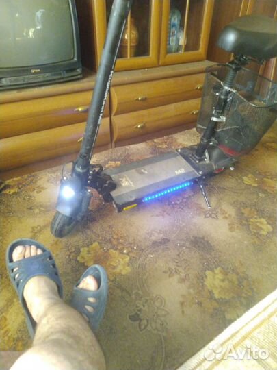 Самокат взрослый электрический бу