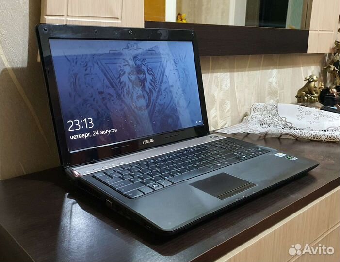 Ноутбук asus