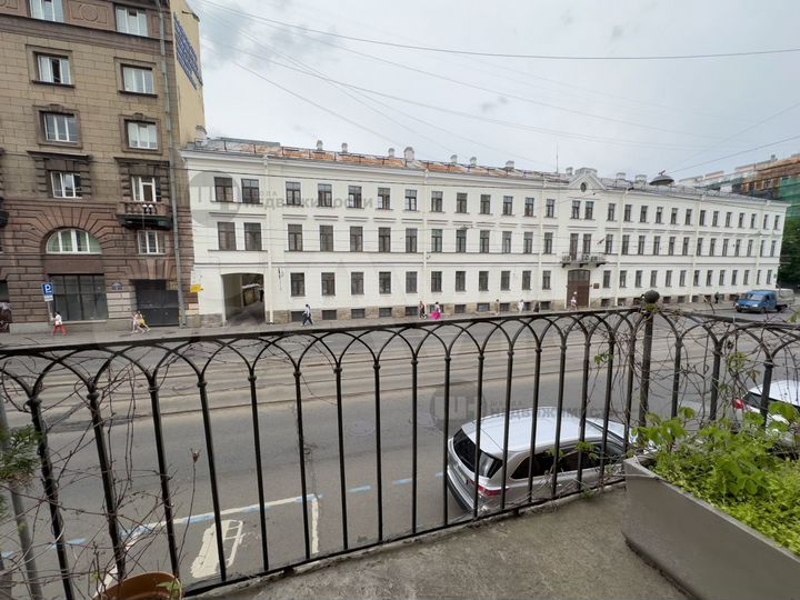 5-к. квартира, 146 м², 2/4 эт.